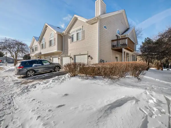 304 Nautical Way #D, Elgin, IL 60123