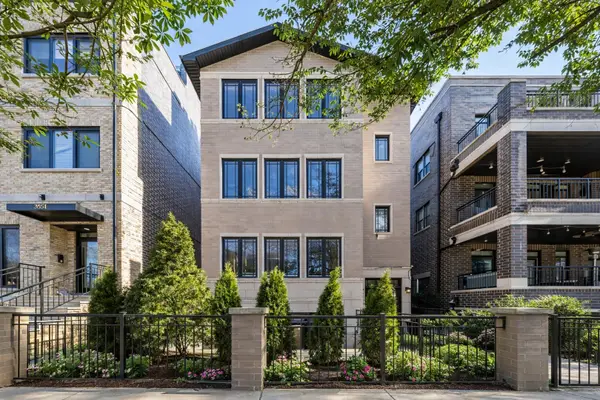 3647 N Damen Avenue #3, Chicago, IL 60618