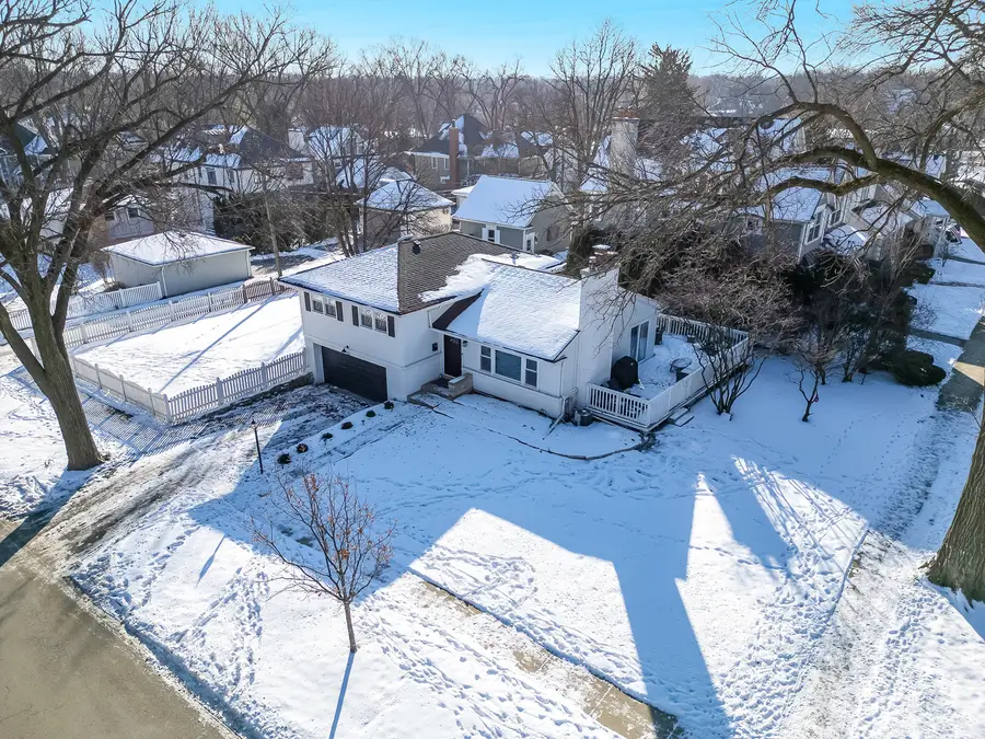 742 W Chestnut Street, Hinsdale, IL 60521 - #2