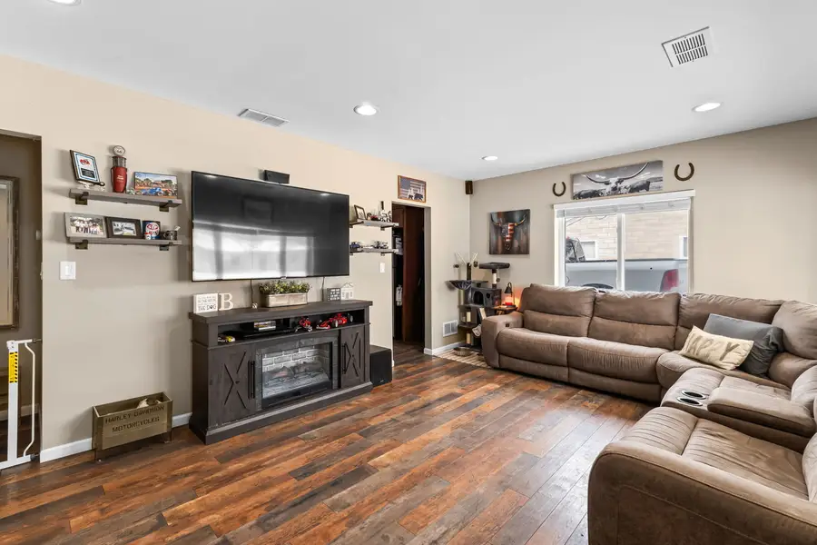 3322 Gilead Avenue, Zion, IL 60099 - Image #3