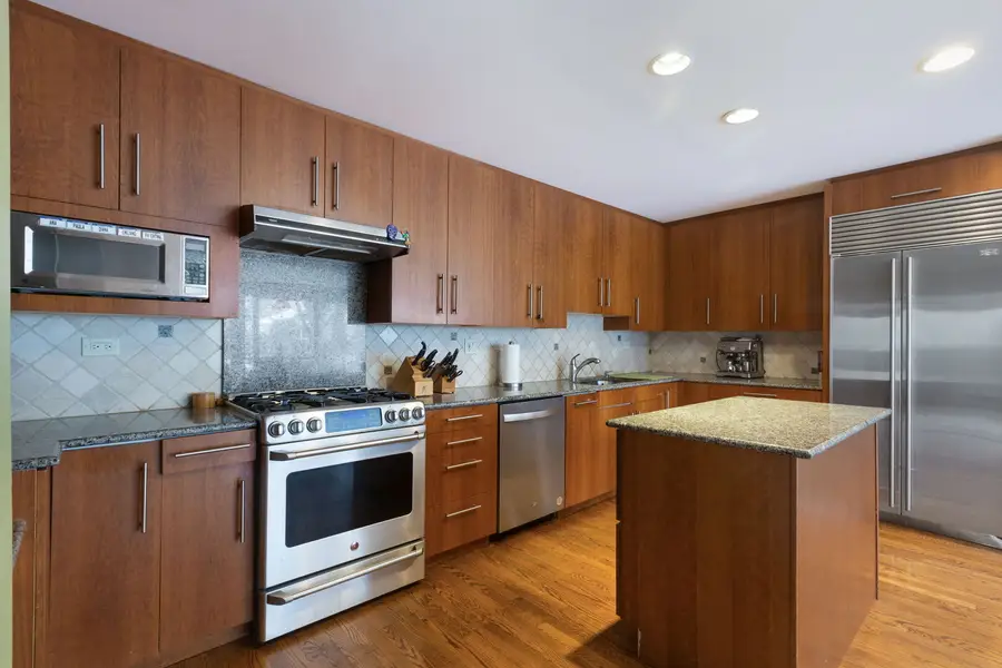 1430 Country Lane, Deerfield, IL 60015 - Image #2