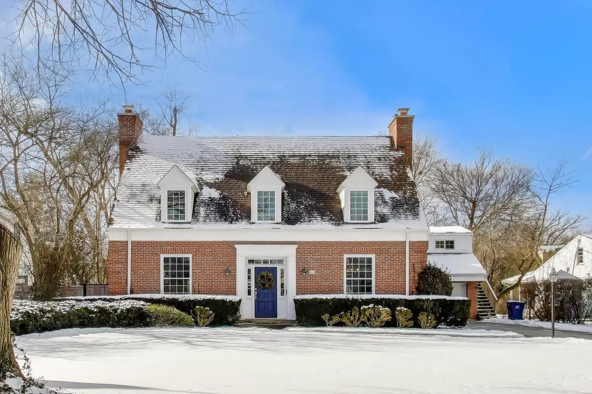 909 Locust Road, Wilmette, IL 60091 - #1