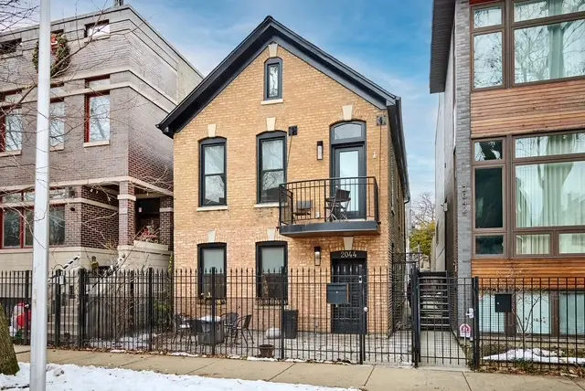 2044 W Race Avenue, Chicago, IL 60612 - Image #1