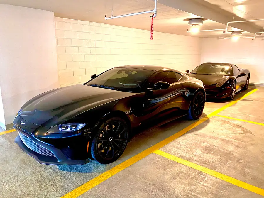 Address Withheld By Seller, Chicago, IL 60611 - #2