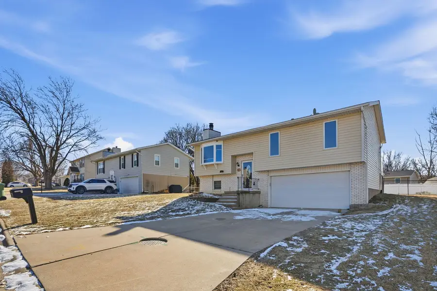 109 Blackhawk Drive, Park View, IA 52748 - Image #2