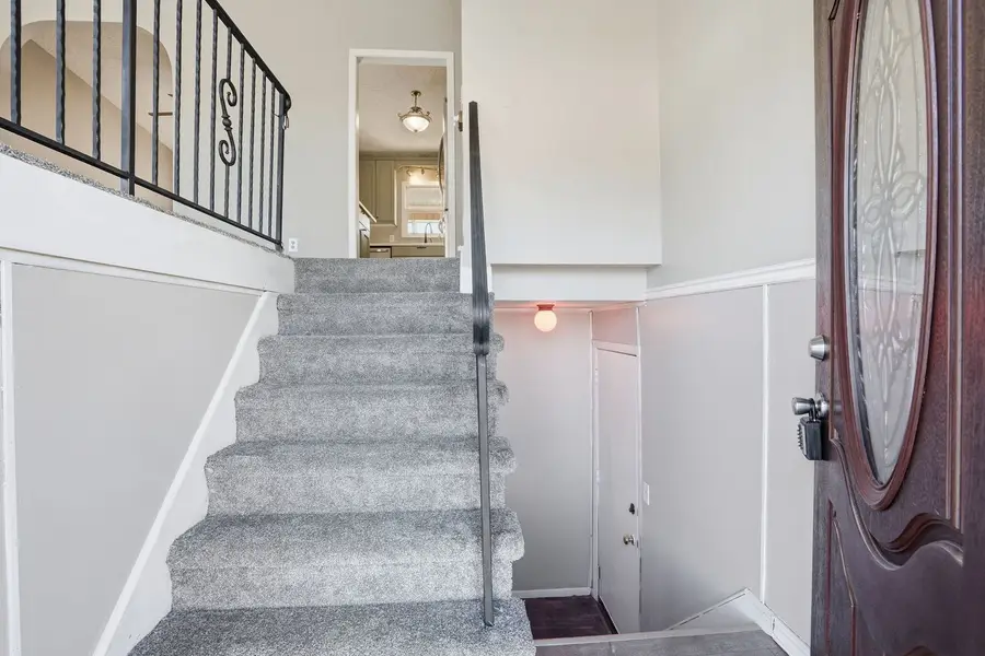 109 Blackhawk Drive, Park View, IA 52748 - Image #3