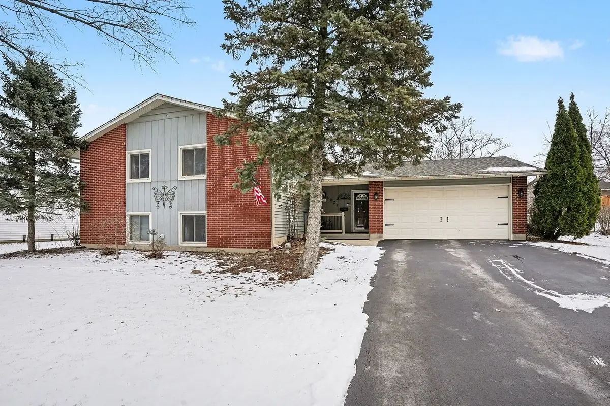 6821 Roberts Drive, Woodridge, IL 60517 - Image #1