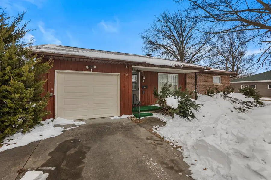 708 S E Street, Hammond, IL 61929 - #3