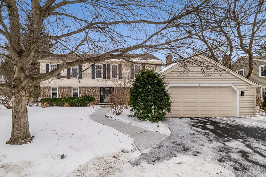 41 Canterbury Road, Lincolnshire, IL 60069 - Image #2