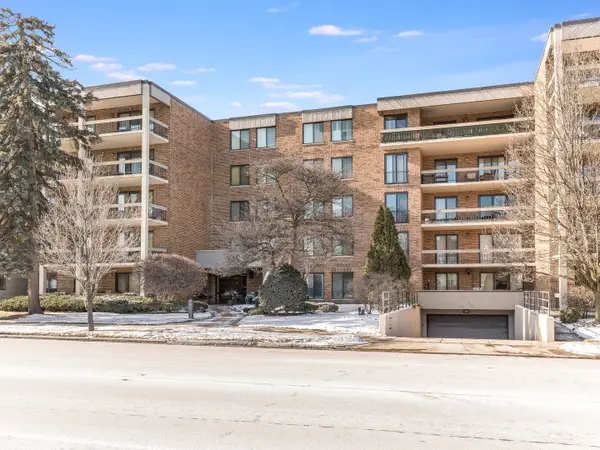 1020 N Harlem Avenue #3C, River Forest, IL 60305