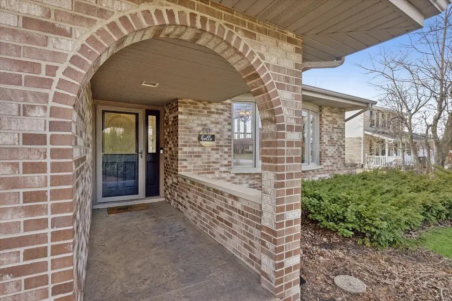 8708 Coventry Drive, Woodridge, IL 60517 - #2