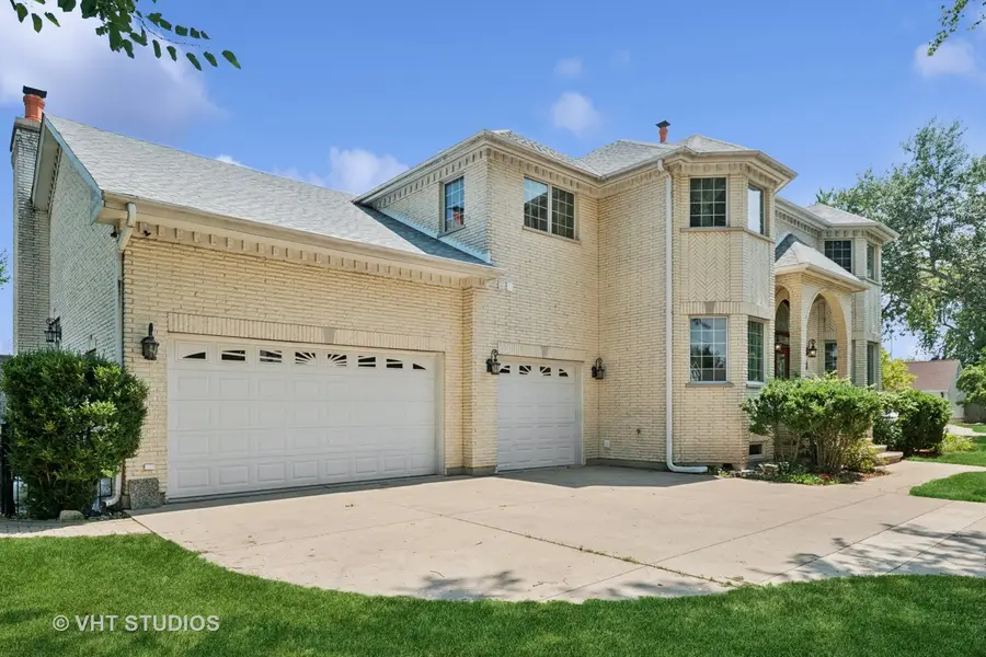 4858 W Chase Avenue, Lincolnwood, IL 60712 - #2