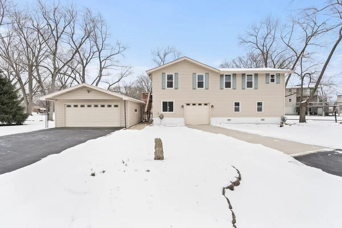 26033 W Catfish Drive, Wilmington, IL 60481 - #1