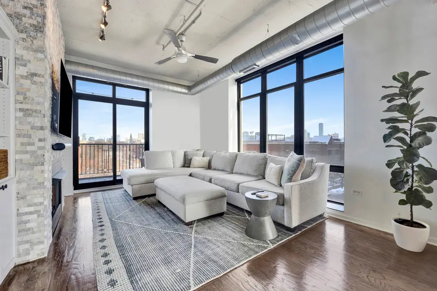 1525 S Sangamon Street #301, Chicago, IL 60607 - #2