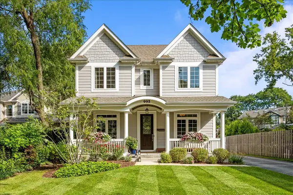 995 Harvard Court, Highland Park, IL 60035