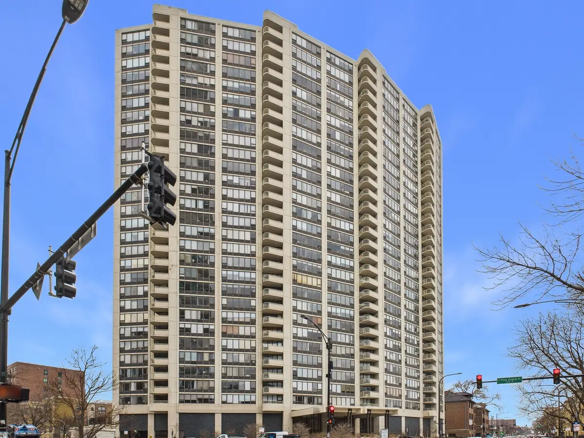 3930 N Pine Grove Avenue #2516, Chicago, IL 60613 - Image #1