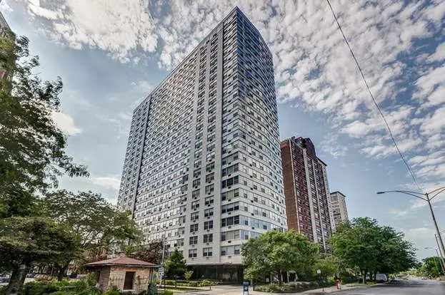 3900 N Lake Shore Drive #5H, Chicago, IL 60613 - #1