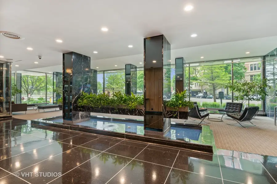3900 N Lake Shore Drive #5H, Chicago, IL 60613 - #2