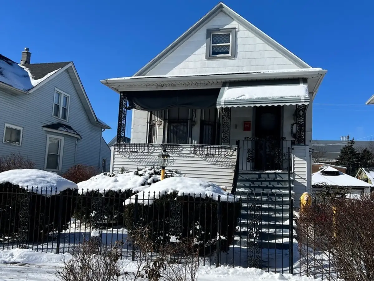 Address Withheld By Seller, Chicago, IL 60649 - Image #1