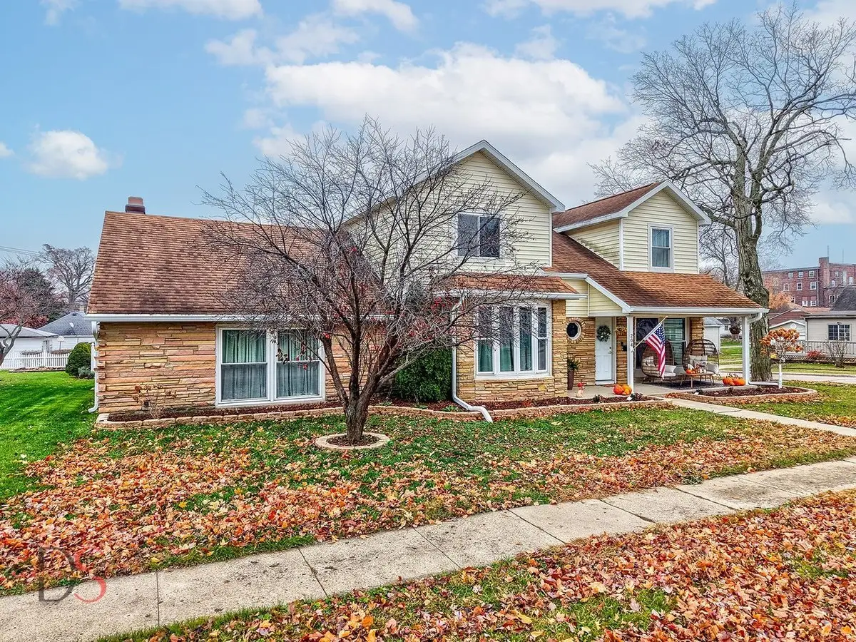 204 N Woodland Avenue, Oglesby, IL 61348 - Image #1