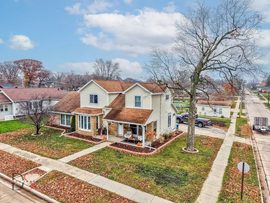 204 N Woodland Avenue, Oglesby, IL 61348 - Image #2