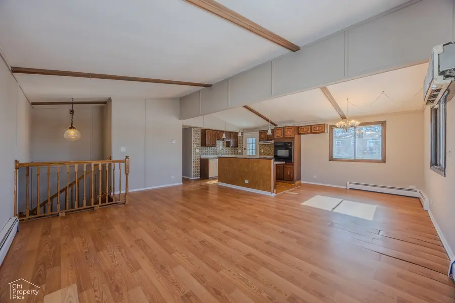 2017 W Oakleaf Drive, McHenry, IL 60051 - Image #2