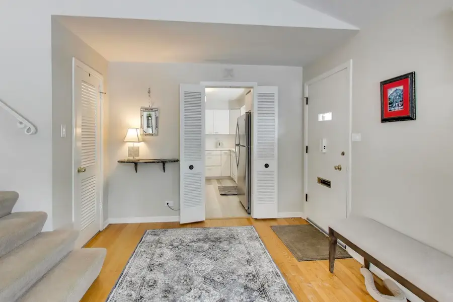 1334 Ferndale Avenue, Highland Park, IL 60035 - #2