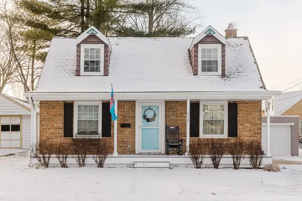 225 Sabin Street, Sycamore, IL 60178