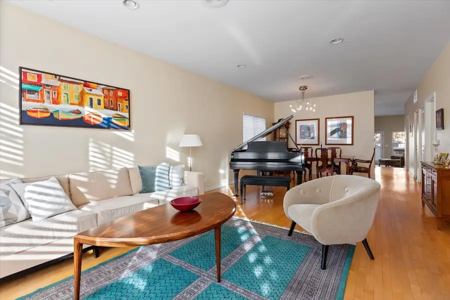 332 W Goethe Street, Chicago, IL 60610 - #3