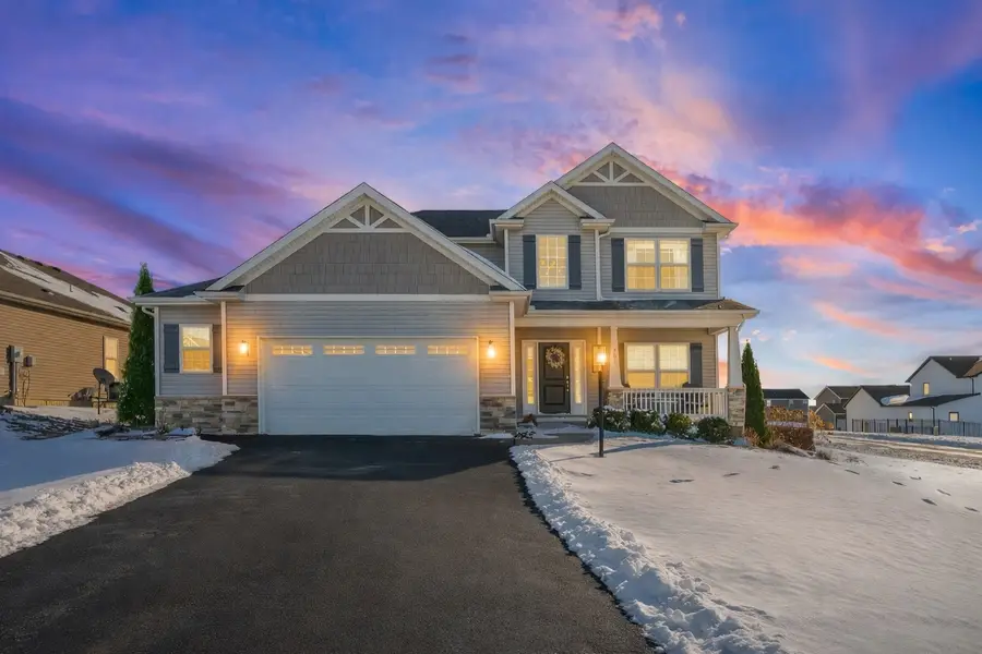 701 Country Ridge Drive, Mahomet, IL 61853 - Image #2