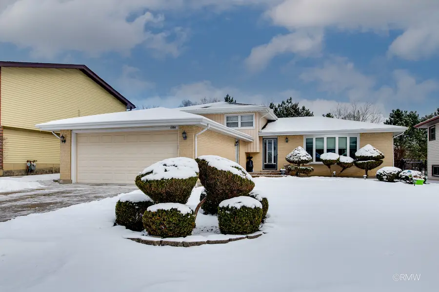 1306 W Byron Avenue, Addison, IL 60101 - Image #2