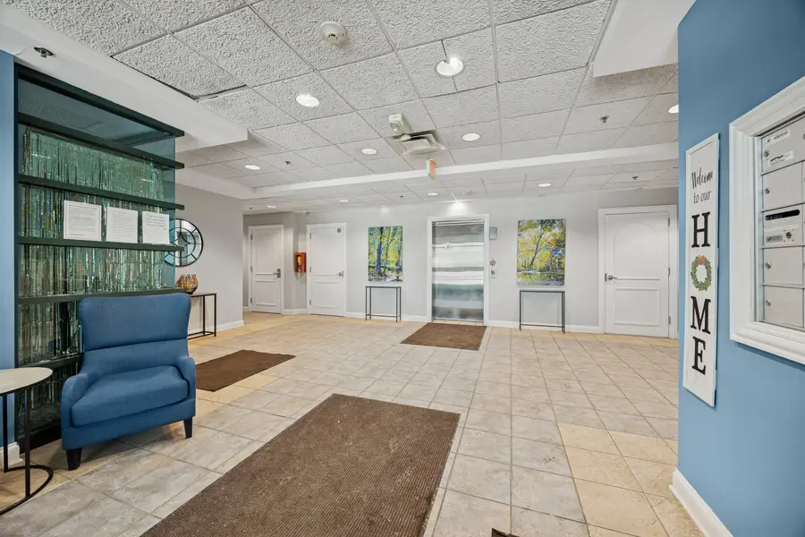 1930 N Harlem Avenue #503, Elmwood Park, IL 60707 - Image #3