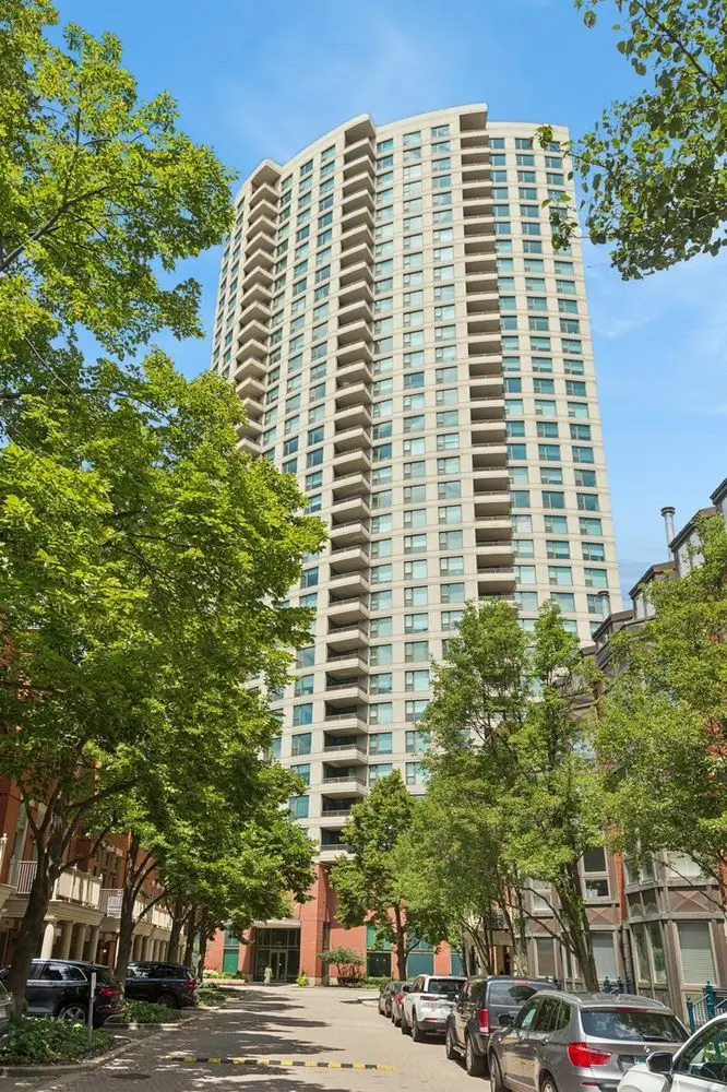 501 N Clinton Street #1503, Chicago, IL 60654 - Image #3