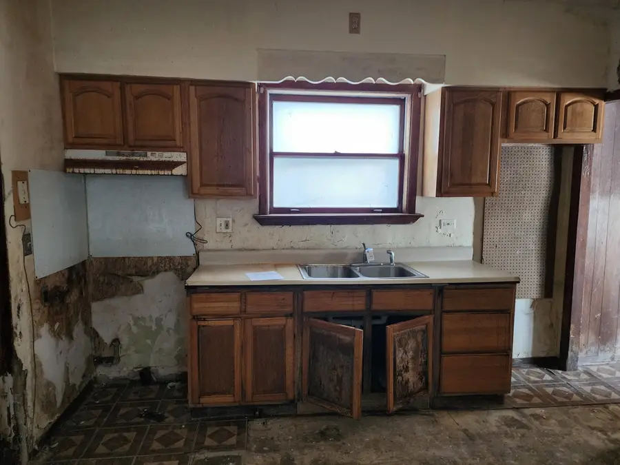 Address Withheld By Seller, Chicago, IL 60620 - #2