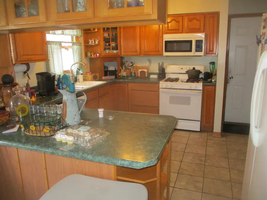 1864 N 2753rd Road, Ottawa, IL 61350 - Image #3