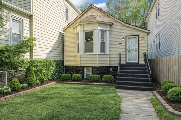 2823 E 93rd Street, Chicago, IL 60617