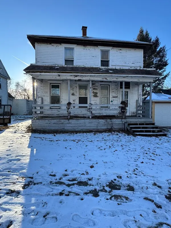 409 College Avenue, Dixon, IL 61021