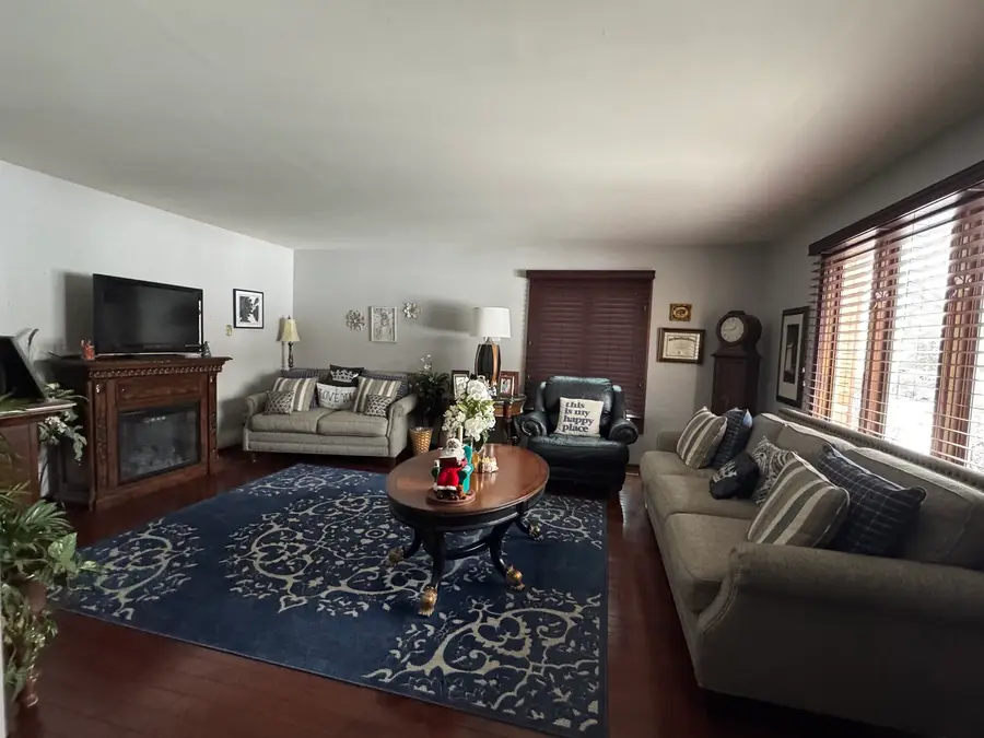 2433 Athens Road, Olympia Fields, IL 60461 - Image #3