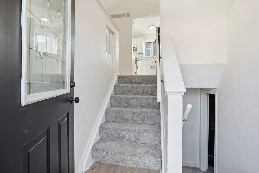 4153 Greenbrier Drive, Bettendorf, IA 52722 - Image #3