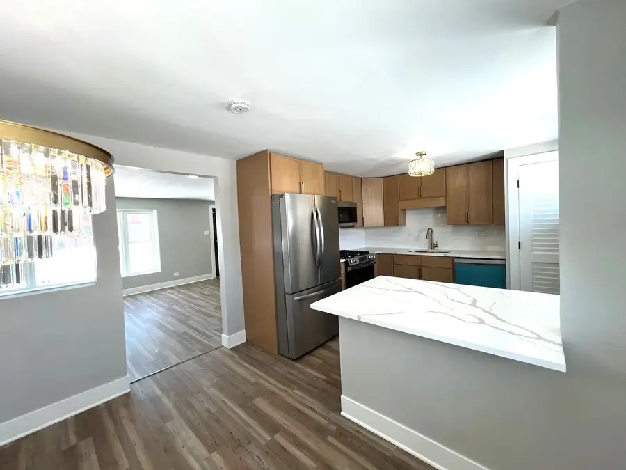 16943 Old Elm Drive, Country Club Hills, IL 60478 - Image #2