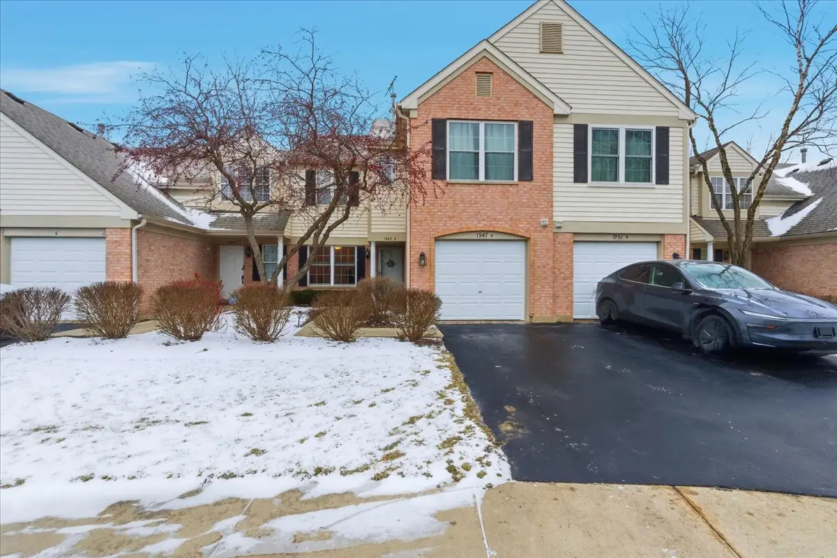 1947 Heron Avenue #B, Schaumburg, IL 60193 - Image #1