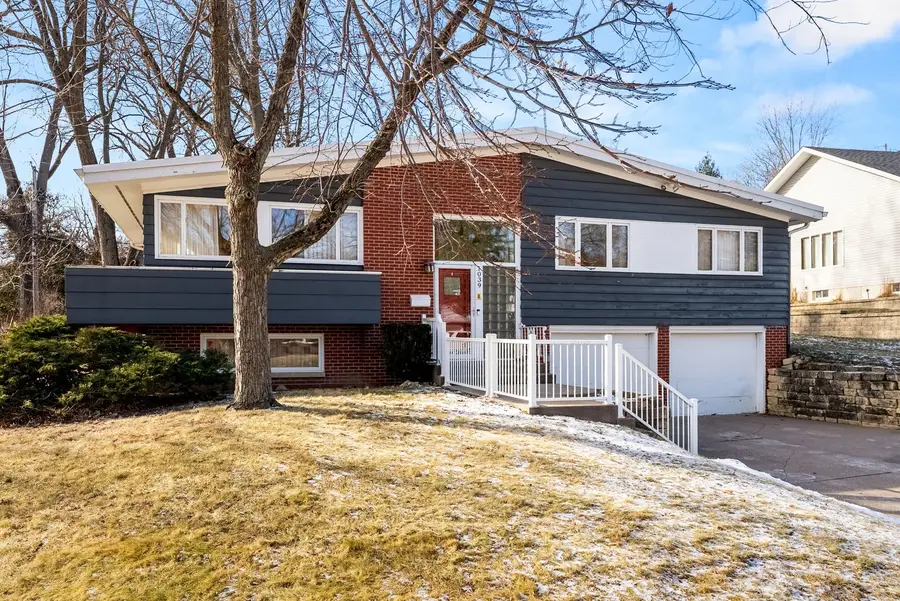 1039 33rd Court, Moline, IL 61265 - Image #3