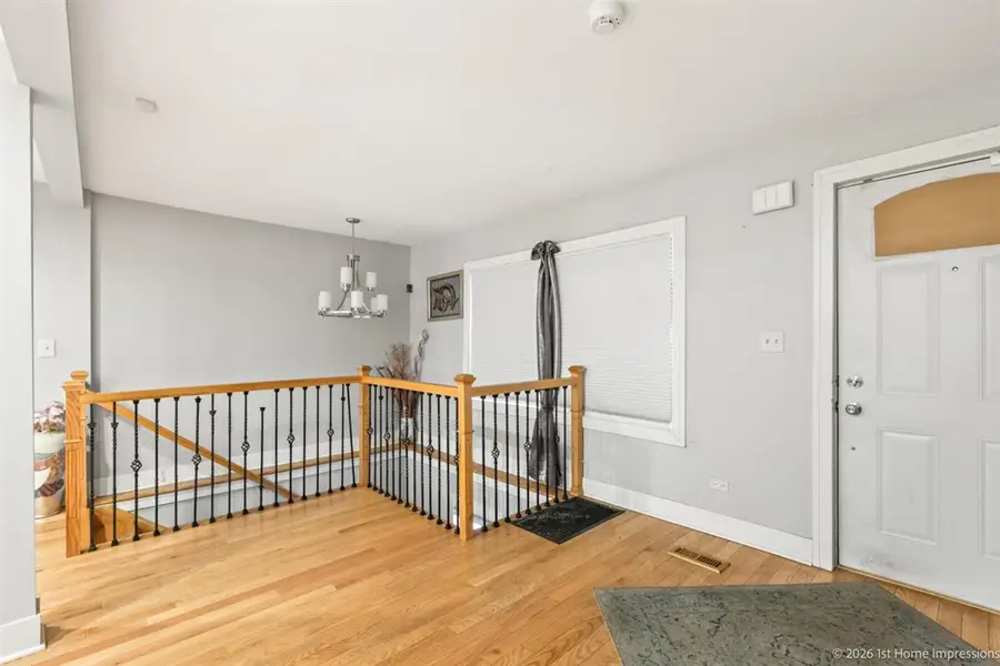 46 Englewood Avenue, Bellwood, IL 60104 - Image #3