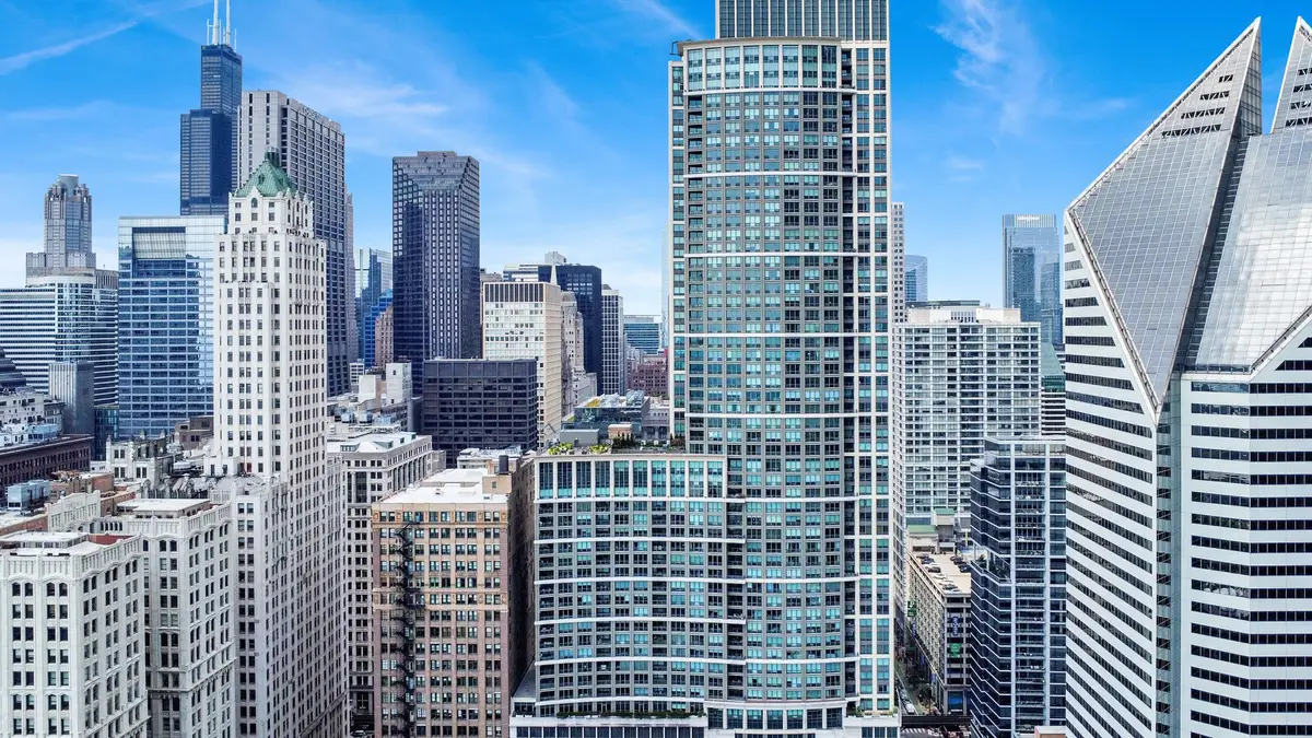 130 N Garland Court #3001, Chicago, IL 60602 - Image #1