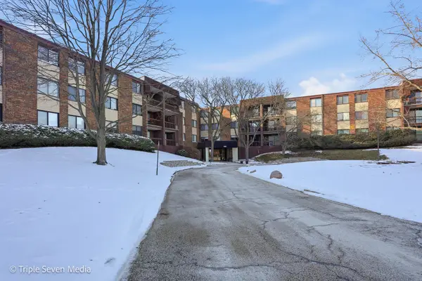 440 Raintree Court #1G, Glen Ellyn, IL 60137