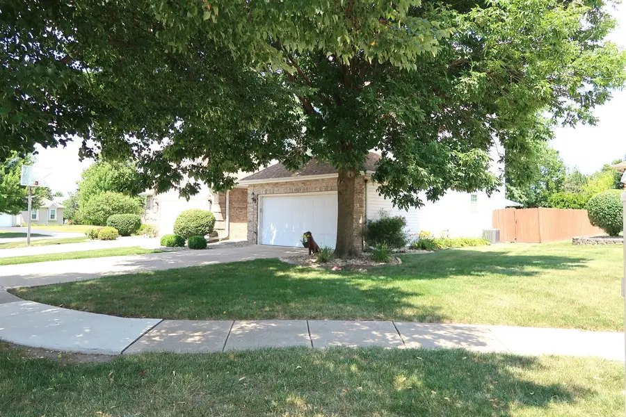 3252 Ridgefield Court, Lockport, IL 60441 - #2