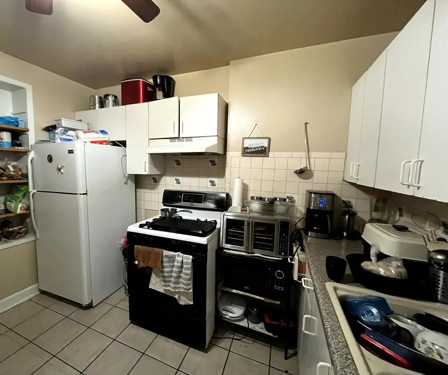 4265 W Montrose Avenue, Chicago, IL 60641 - Image #3