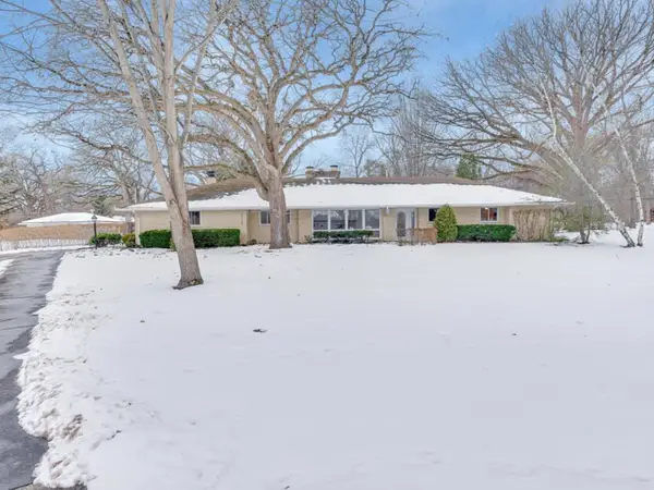 3273 Merrimac Lane, Long Grove, IL 60047