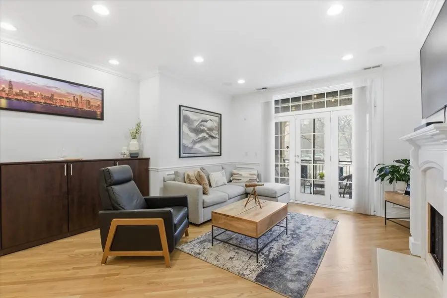 723 W Diversey Parkway #2E, Chicago, IL 60614 - Image #2