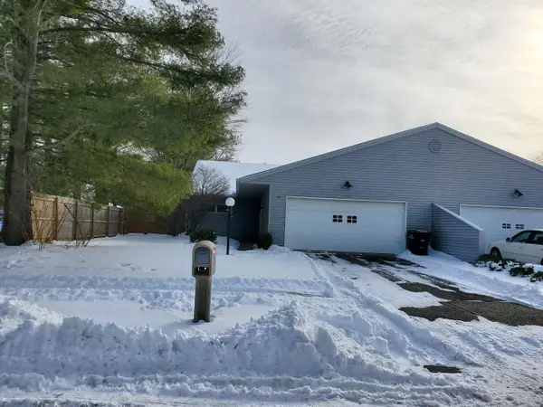 2801 W Westridge Place, Carbondale, IL 62901